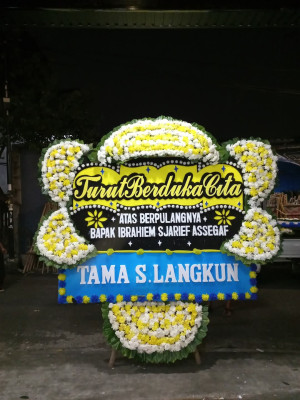 Papan Bunga Duka di Wanaraja